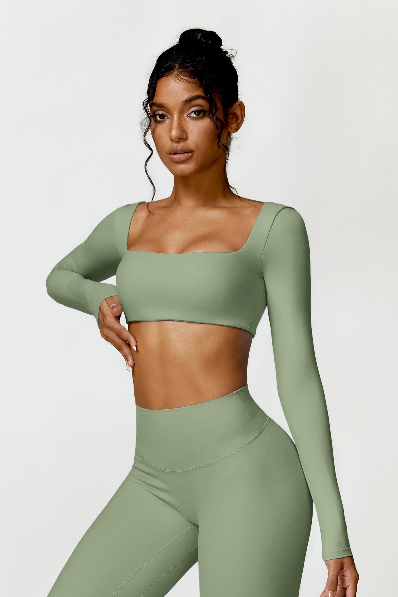 Cropped Manga Longa Camila