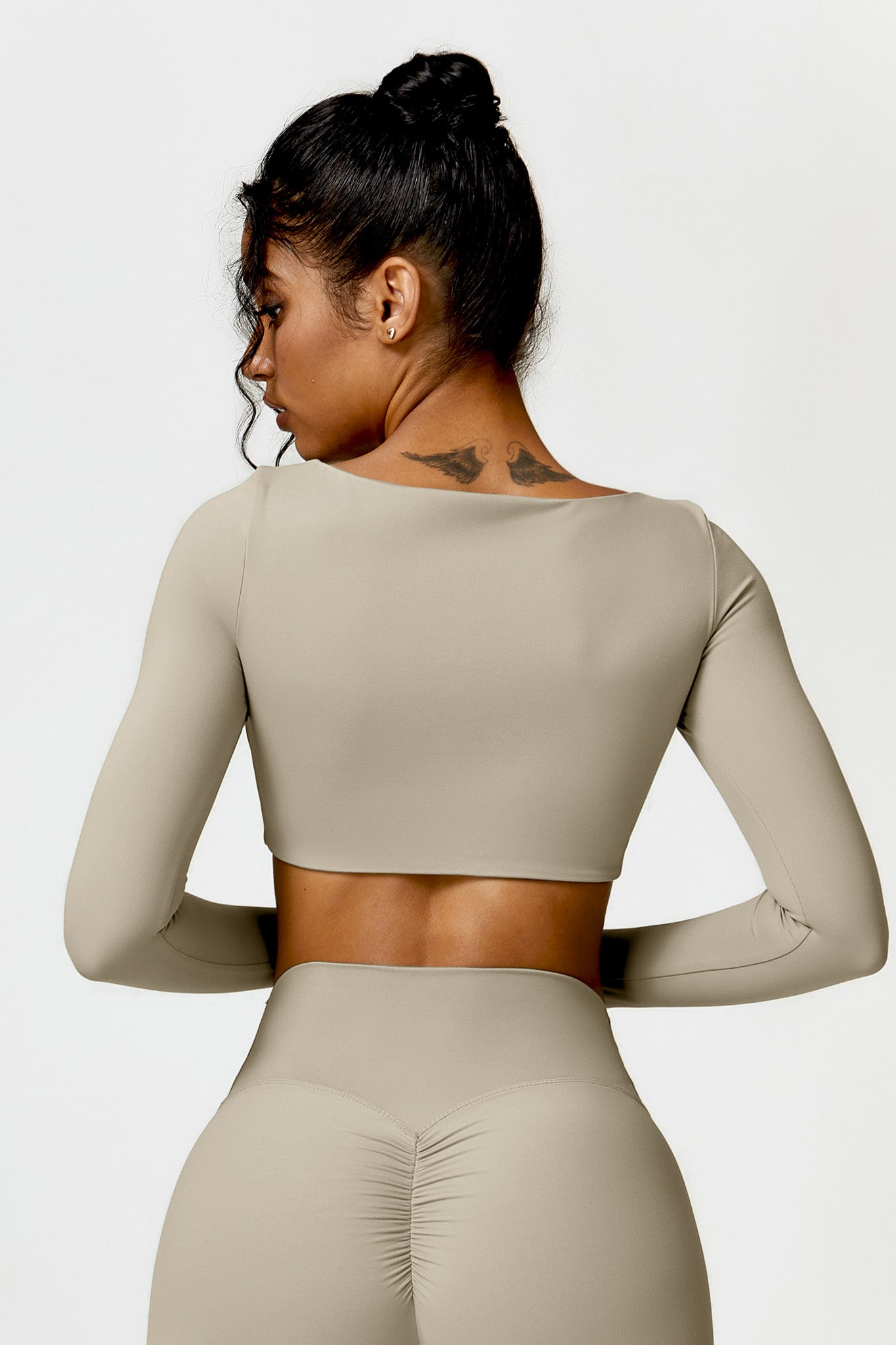 Cropped Manga Longa Camila